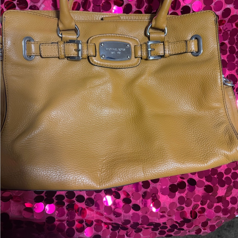 Michael Kors Mustard Leather Shoulder Bag